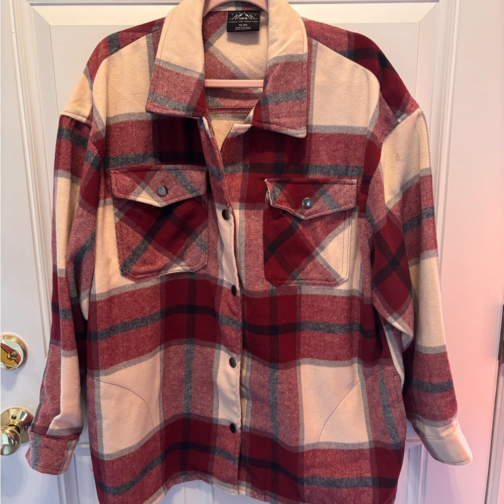 Women's Shacket big shirt Plaid Utility Jacket in Red and Cream size XL